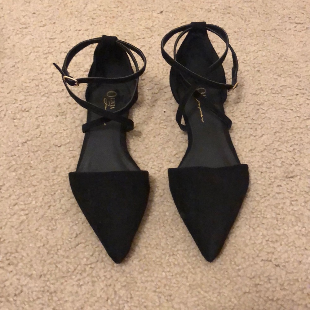 Black strapy ankle pointed toe flats